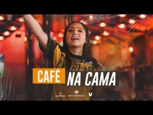 Mari Fernandez canta a música 'Café na Cama' no barzinho