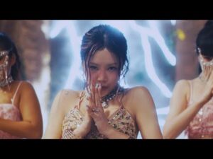 수진 (SOOJIN) 'MONA LISA' MV - MV oficial da música 'MONA LISA' de SOOJIN
