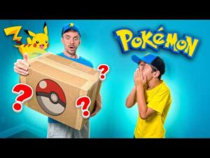 Unboxing de uma caixa surpresa de Pokémon feita pelo Capitão Hunter - Família Brancoala