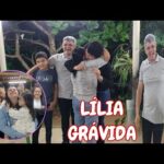 Lilia anuncia sua gravidez e emociona a família